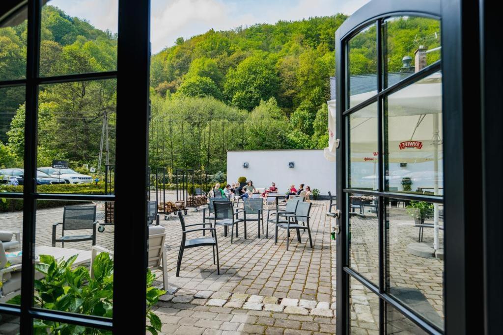 Hotel Palac Jugowice Валбжих Экстерьер фото